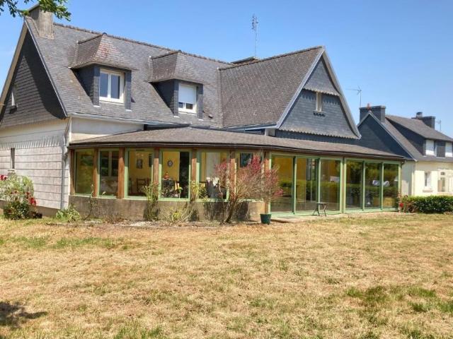 Maison à vendre à Landeleau 29530