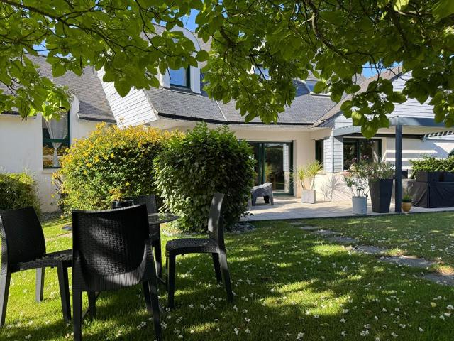 Maison à vendre à Landevant Réf. 9142 5 pièces, 155 m² sur 2 hectares