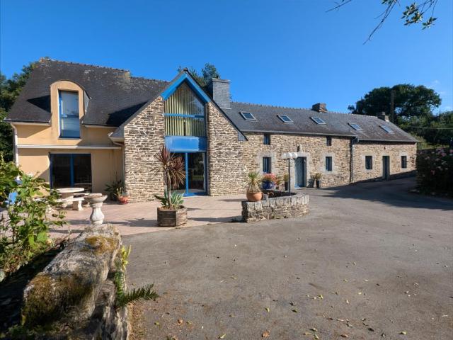 Maison à vendre à Le Cloître Pleyben 29190