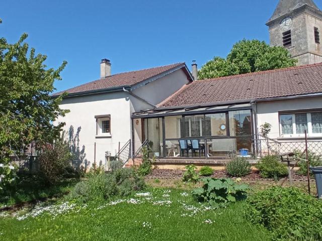 Maison à vendre à Mandres la Côte 52800