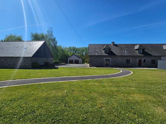 Maison à vendre à Maen Roch 35460