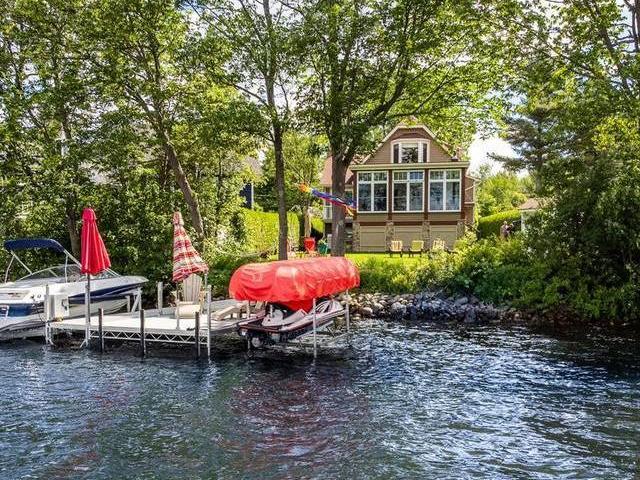 Maison à vendre à Magog Estrie 1237 Rue des Tourterelles 19918672