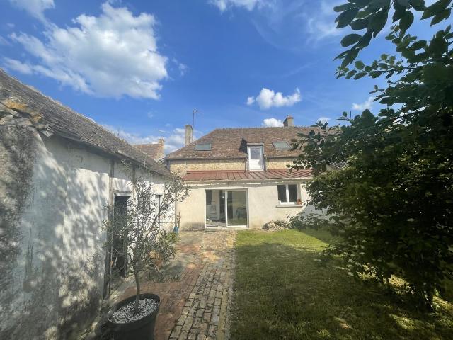 Maison à vendre à Marolles les Braults 72260
