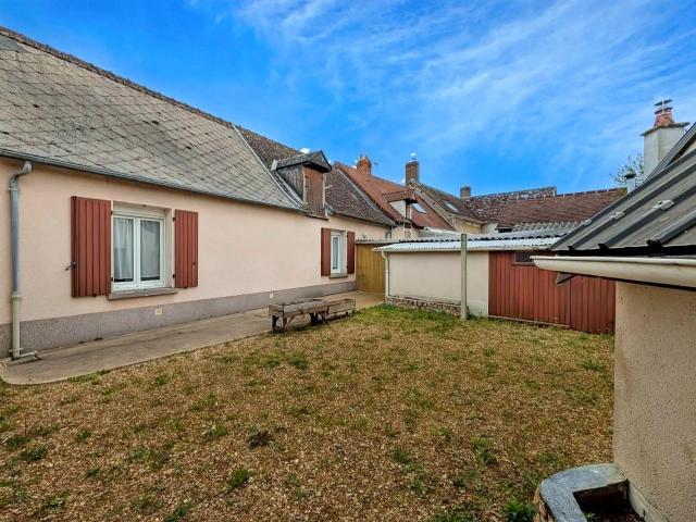 Maison à vendre à Mayet 72360