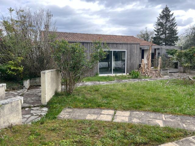Maison à vendre à Ménesplet 24700