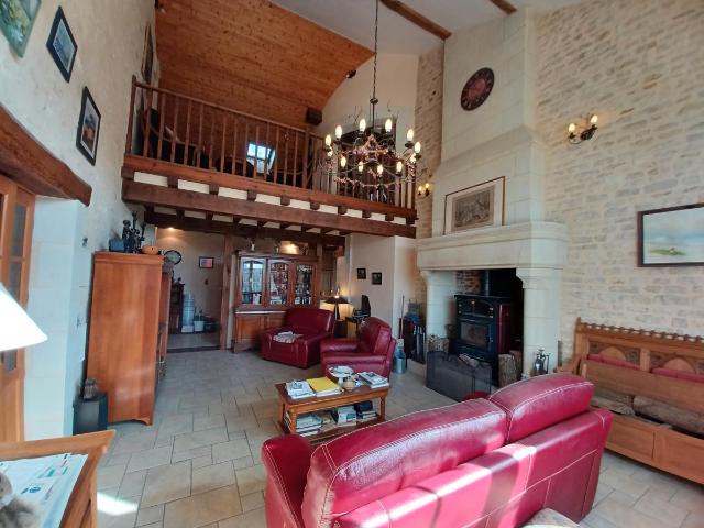 Maison à vendre à Messemé 86200