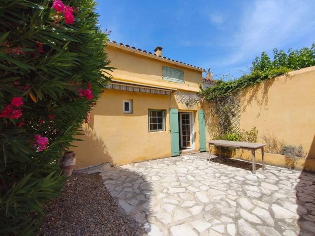 Maison à vendre à Paradou 13520