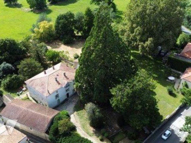 Maison à vendre à Périgné 79170