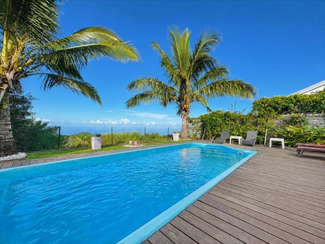 Maison à vendre à Petite Île 97429
