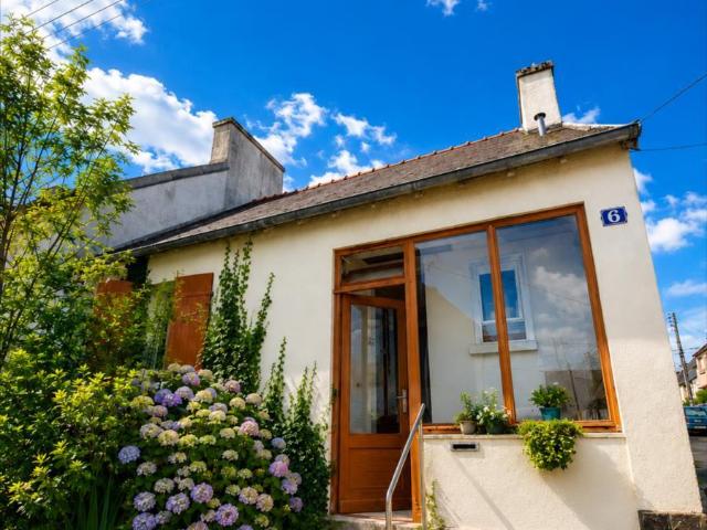Maison à vendre à Pont de Buis lès Quimerch 29590