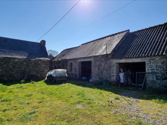 Maison à vendre à Plougonver 22810