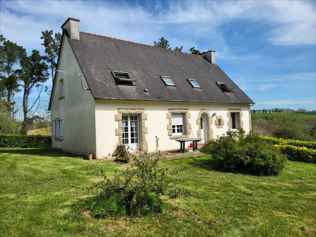 Maison à vendre à Plounévézel 29270