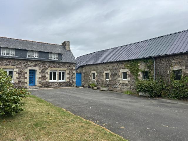 Maison à vendre à Ploëzal 22260