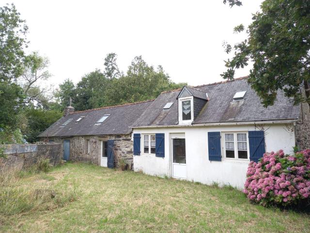 Maison à vendre à Plomodiern 29550