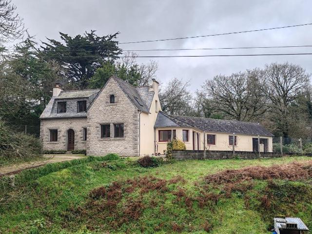 Maison à vendre à Pleyber Christ 29410