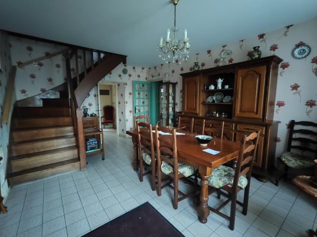 MAISON A VENDRE A PRISSAC 36