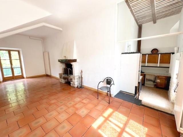 Maison à vendre à Reillanne Luberon – 113 m² – 3 chambres. 113m² Reillanne