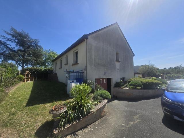 Maison à vendre à Saint Barthélemy d'Anjou 49124