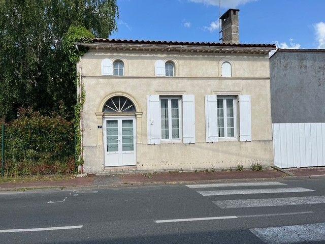 Maison à vendre à Saint Ciers sur Gironde 33820