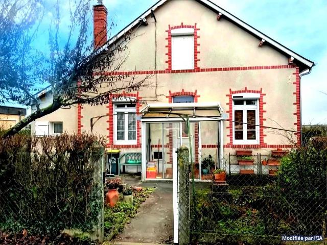 Maison à vendre à Saint Germain du Puy 18390