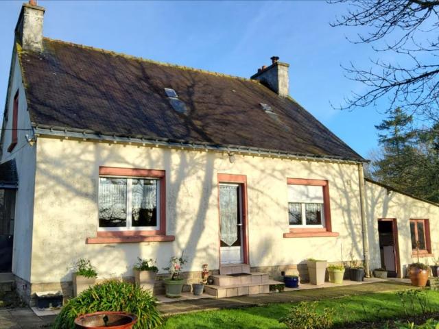 Maison à vendre à Saint Hernin 29270