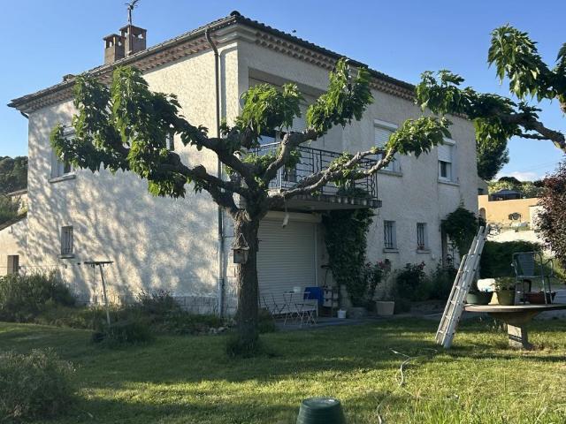 Maison à vendre à Saint Maime 04300