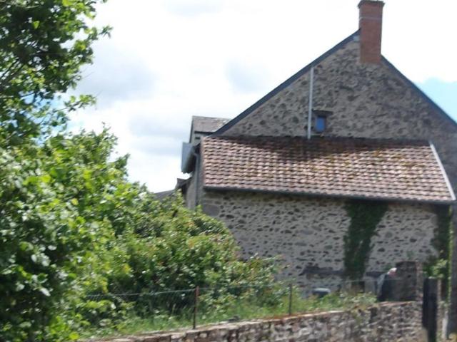Maison à vendre à Saint Silvain Bas le Roc 23600