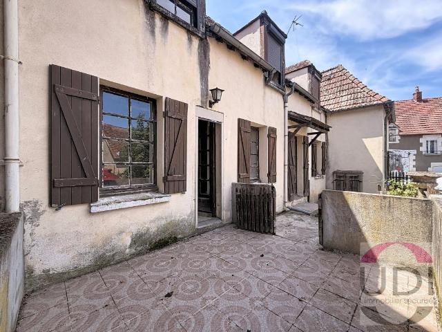 Maison À Vendre à Saint Silvain bas le roc
