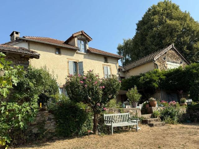 Maison à vendre à Sainte Colombe 46120