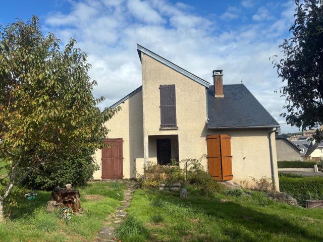 Maison à vendre à Salles Curan 12410