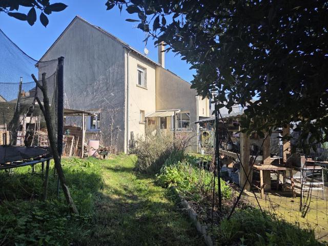 Maison à vendre à Simplé 53360