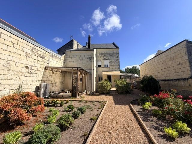 Maison à vendre à Souzay Champigny 49400