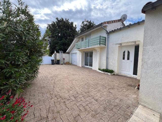 Maison À Vendre à St SULPICE de ROYAN