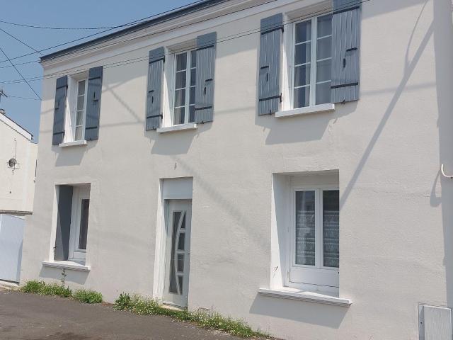 Maison à vendre à Surgères 17700