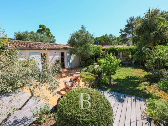 Maison à vendre accès plage privé Les Portes en Ré