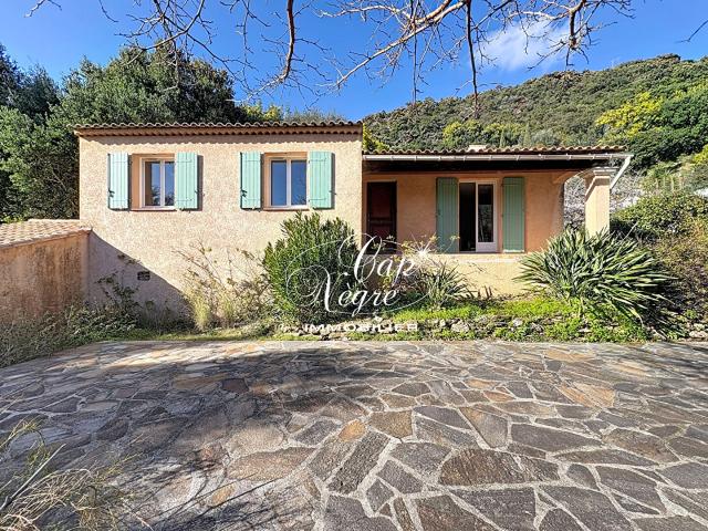 Maison à vendre au Lavandou: le bonheur à portée de main !