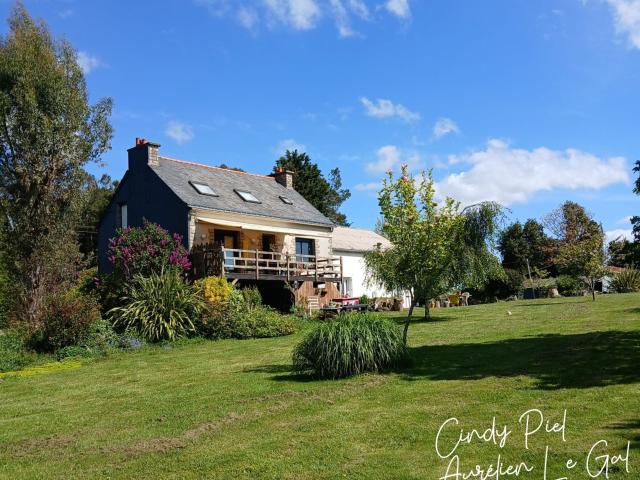 Maison à vendre GUEGON 56, grand terrain, hangar, dépendance, calme, bucolique, Josselin, Vannes