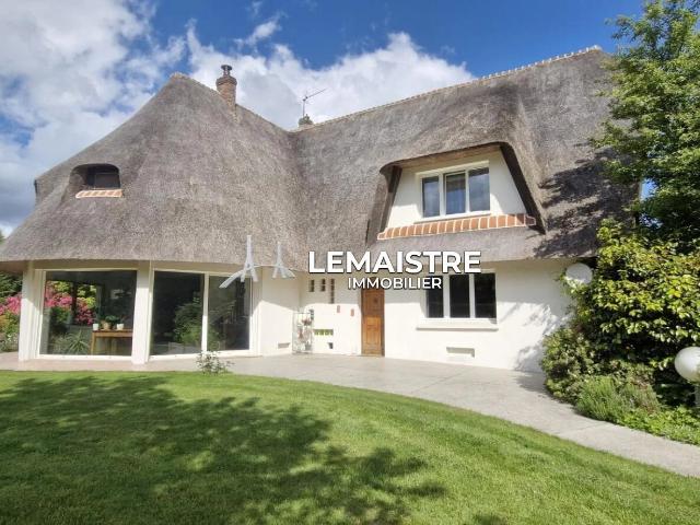 Maison à vendre dans bourg tous commerces à 13km d'YVETOT 28