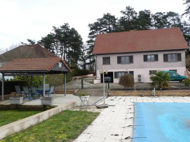 BEAU PAVILLON INDÉPENDANT LE CREUSOT