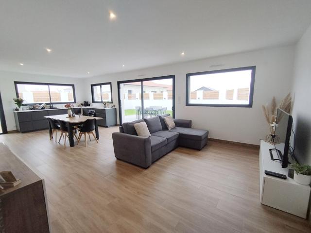 Maison neuve plain pied 4 pièce s 98 m2 Saint Macaire en Maug