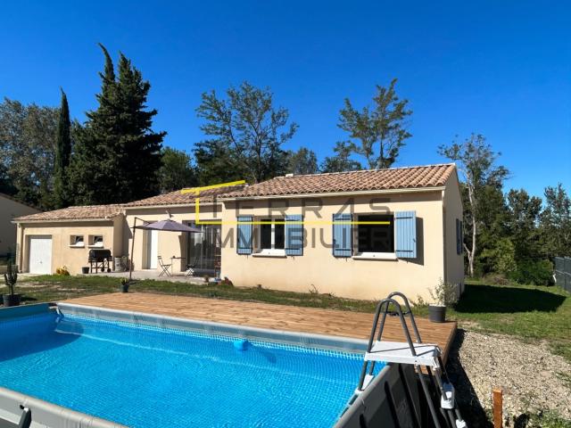 Villa indépendante et de Plein pied dans l'Enclave des papes