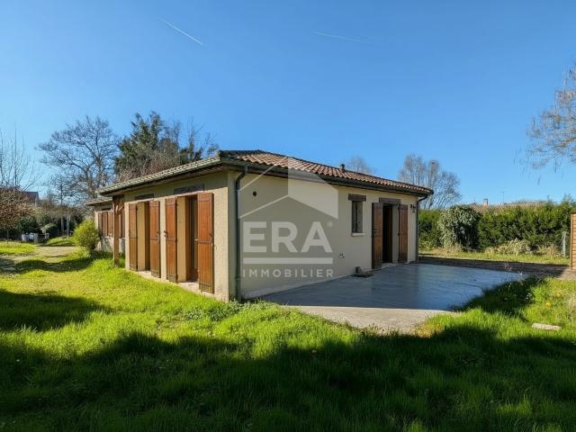Maison à vendre de plain pied à Montpon Ménestérol