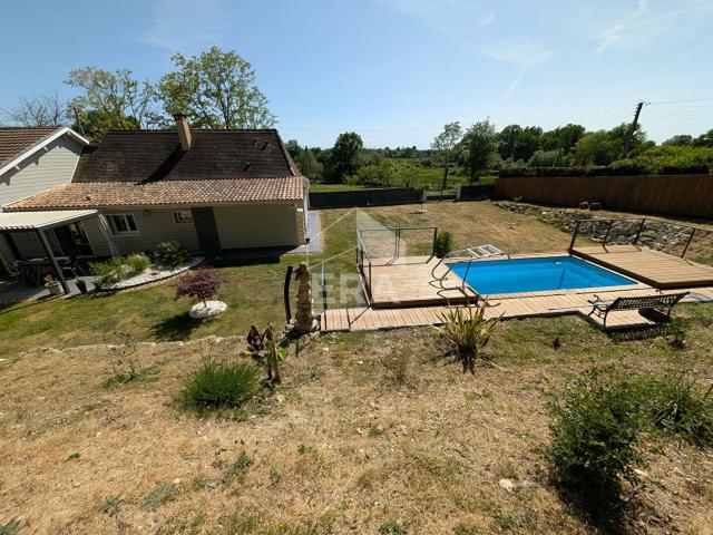 Maison à vendre de prestige 8 pièces à vendre à Montpon Ménestérol