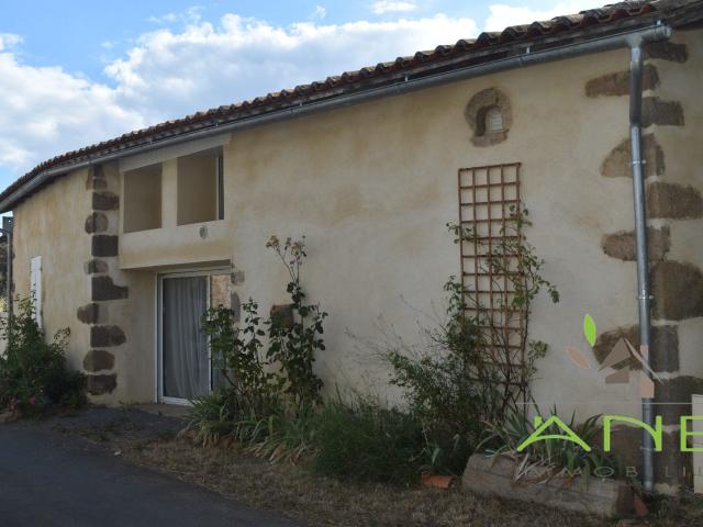 ? Maison à vendre Hameau calme, Montbron 16220 58m² Montbron
