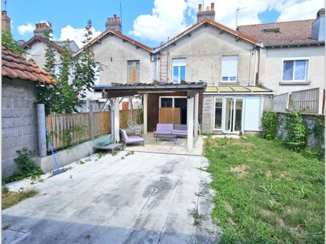Maison à vendre: local professionnel et un logement 5 pièces THAON LES VOSGES 88