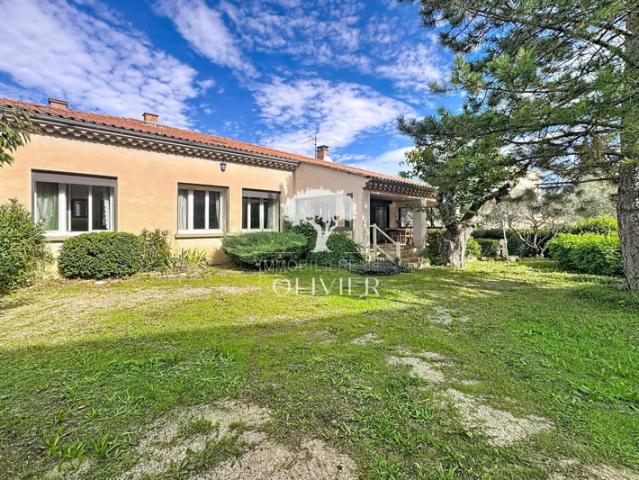 Maison A vendre ! Luberon Apt Villa traditionnelle proche cent