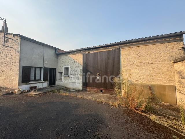 Maison à vendre maison 5 pièces 120 m² NAINTRE 86