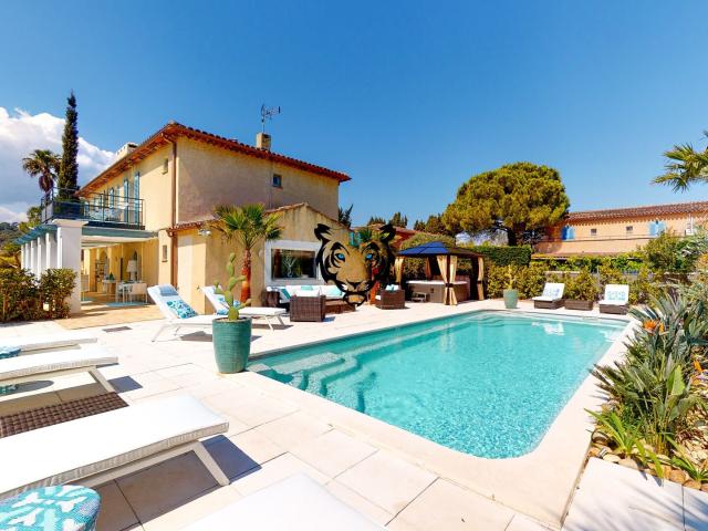 Maison Saint Aygulf 5 pièce s 185 m2