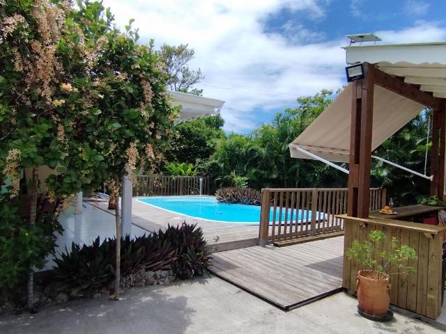 maison t4 avec piscine et gite