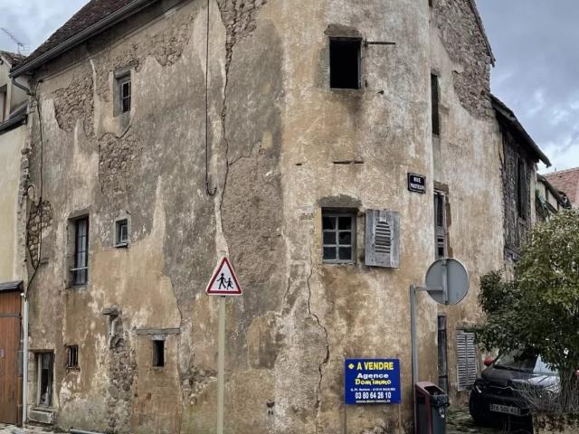 Sale House Saulieu 44,500 €